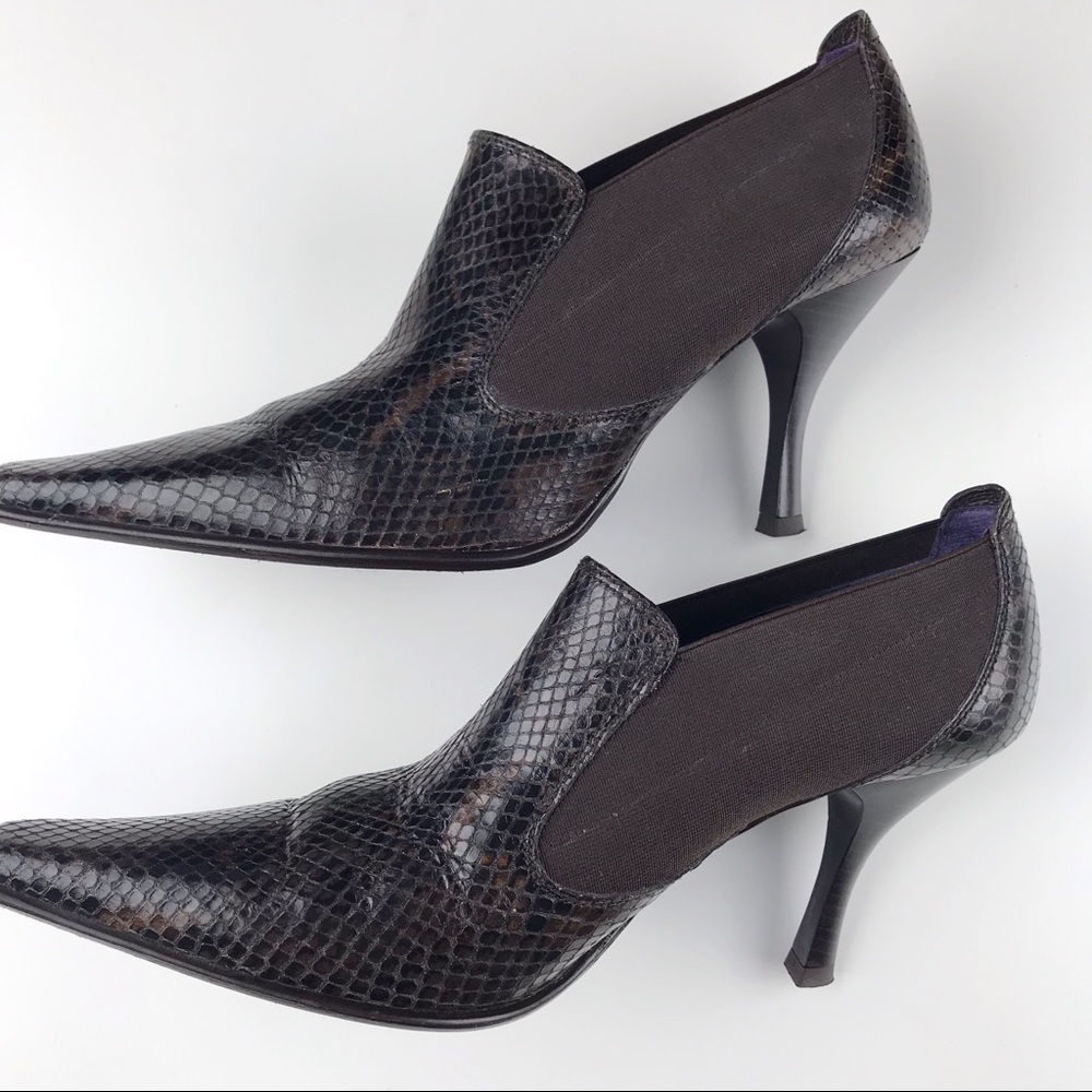 Donald J Pliner Snake Skin Pointy Toe Ankle Boots - Picture 8 of 8